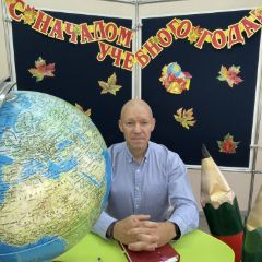 Николаев Максим